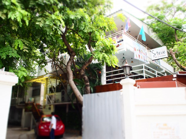 สตีฟ คาเฟ่ แอนด์ ครุยซีน 3