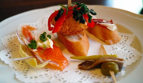 restaurant-1094268_960_720